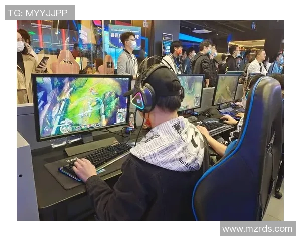 cfs9女选手比赛视频-CF女性战士风采，CFS9女选手比赛视频展现电竞魅力时刻-cfs9女选手比赛视频